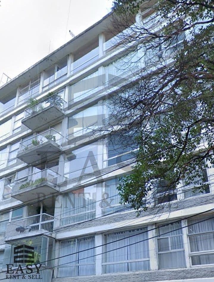 Edificio completo / Terreno con potencial de desarrollo — fotografía 1