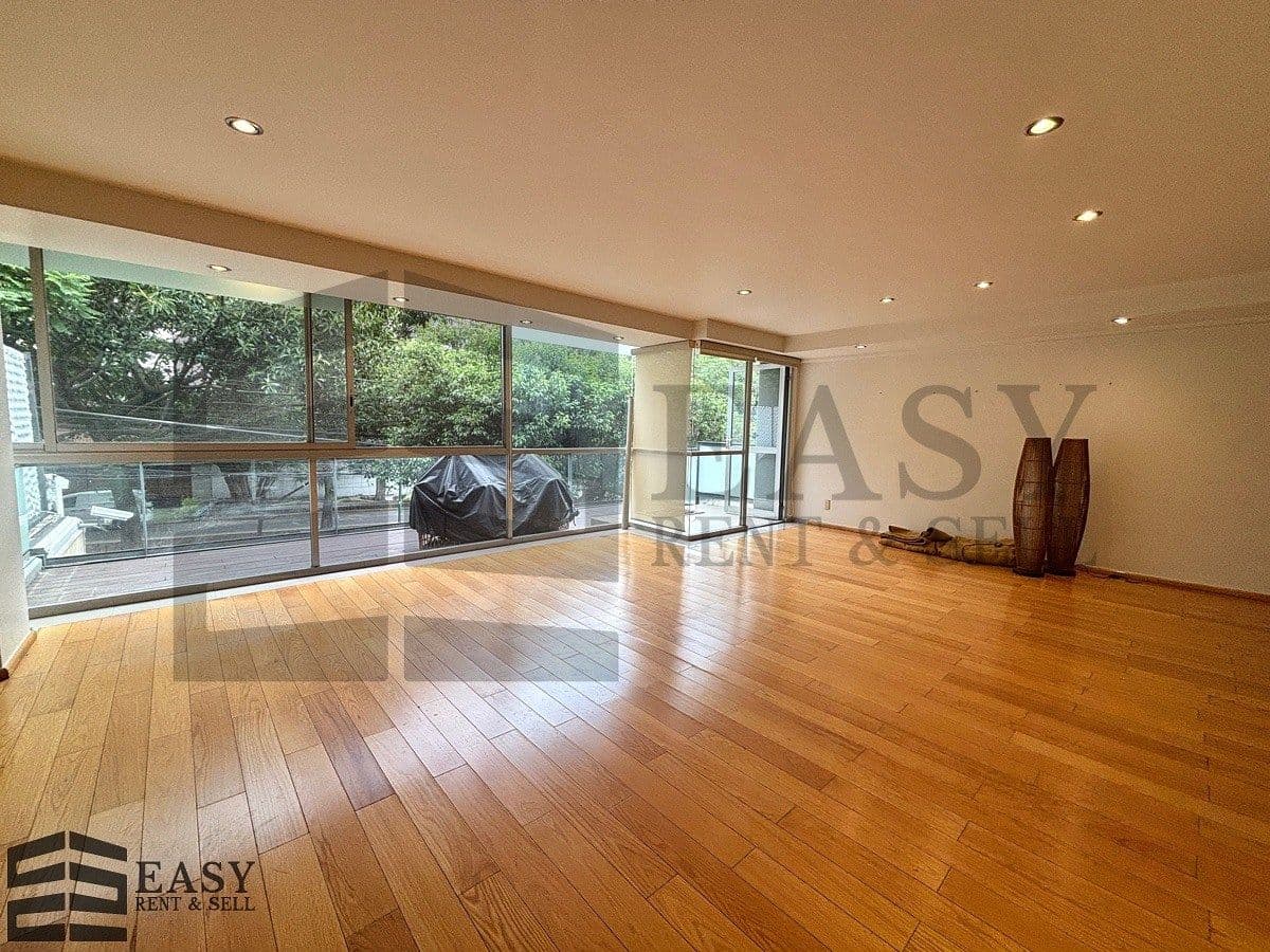 Departamento en Venta con Dos Terrazas en Gran Calle — fotografía 1
